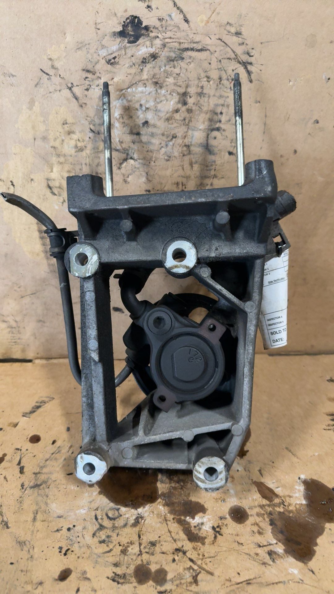 Power Steering Pump from a 2007 Ford, photo 2