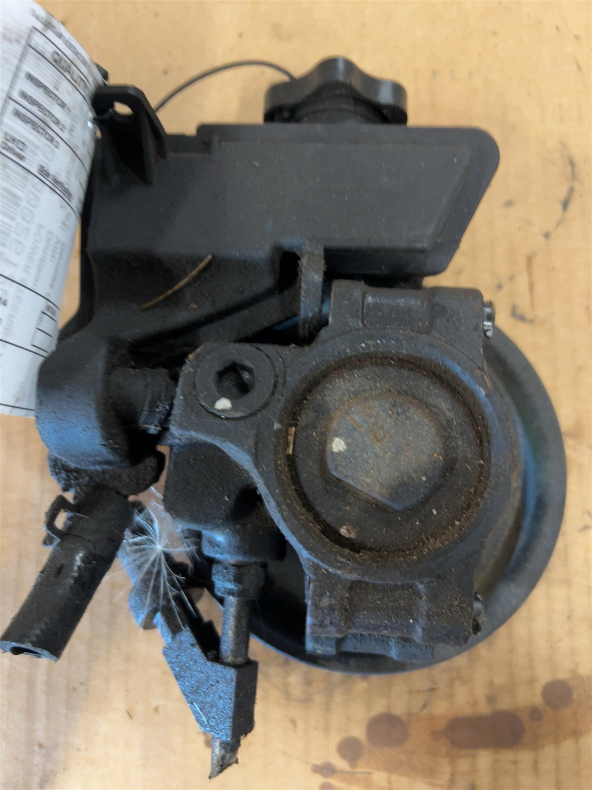 Power Steering Pump from a 2008 Ford Focus, photo 1