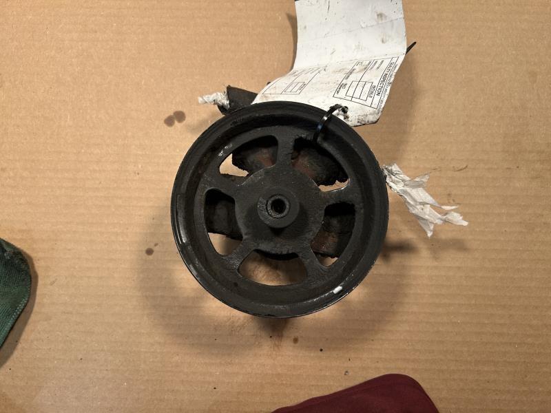 Power Steering Pump from a 2000 Ford F-150, photo 1