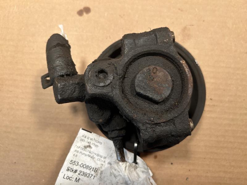 Power Steering Pump from a 2000 Ford F-150, photo 2