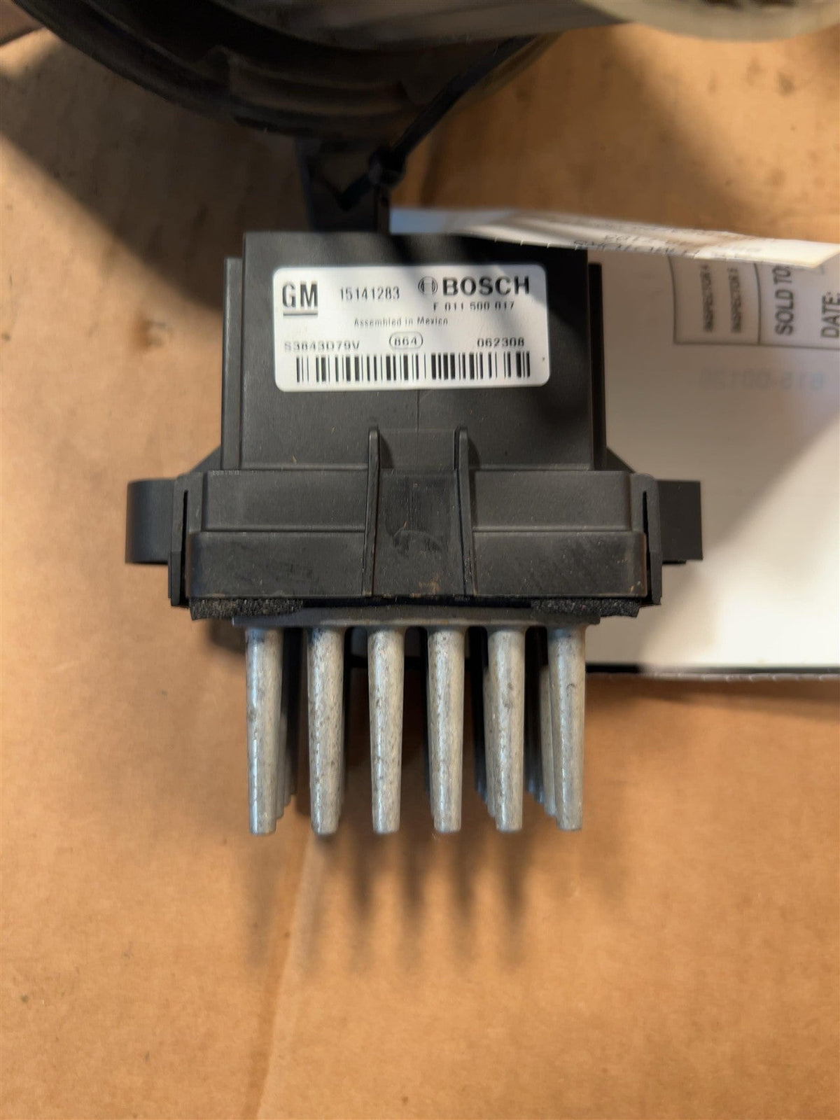 Blower Motor from a 2008 GMC Acadia, front, photo 2