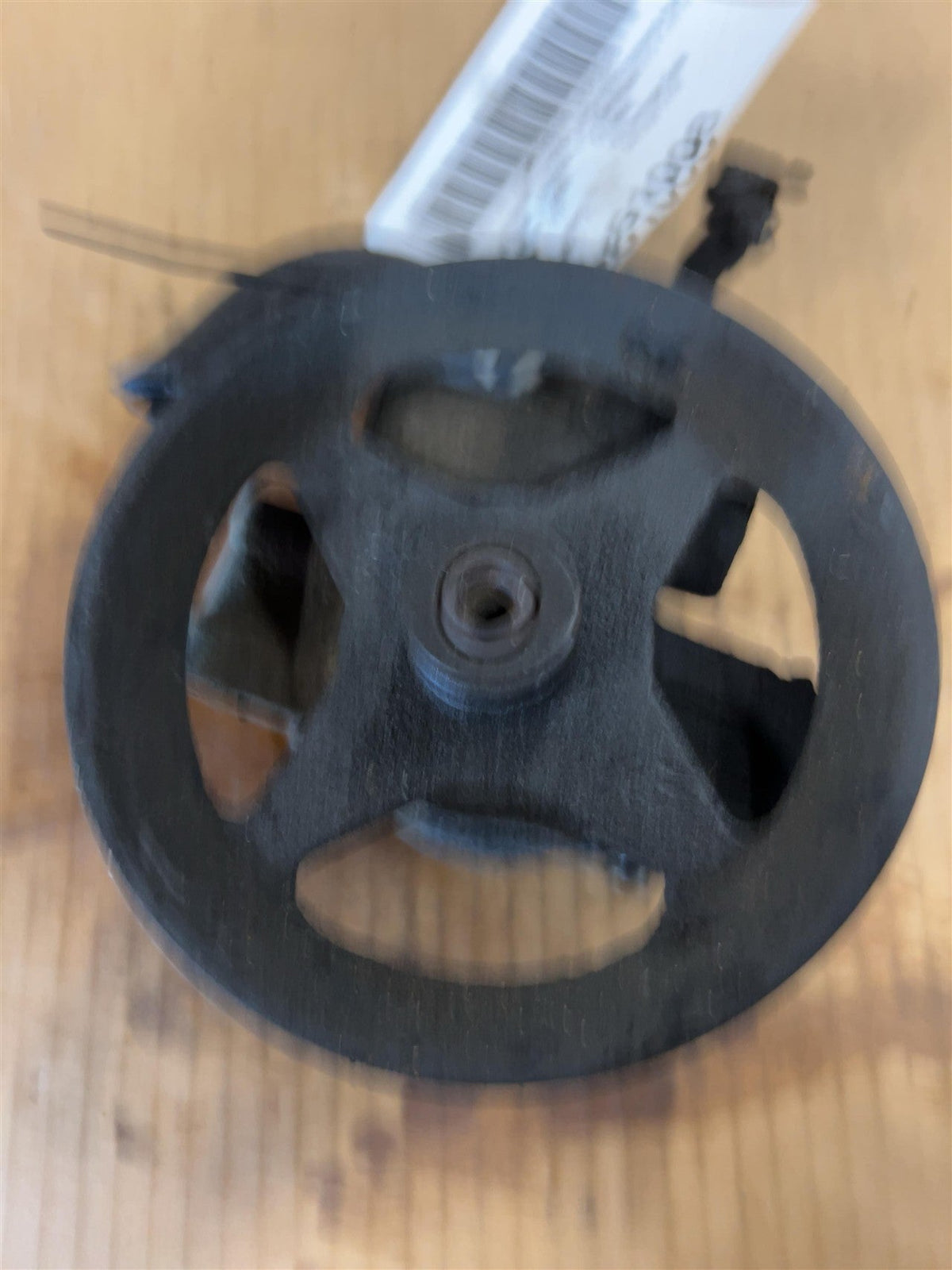 Power Steering Pump from a 2001 Lincoln Continental, photo 1