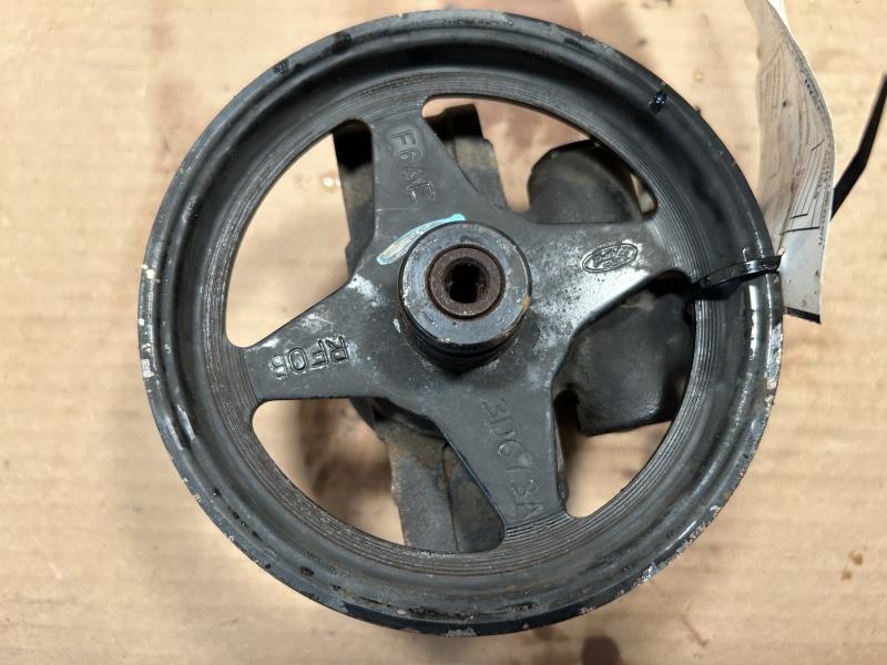Power Steering Pump from a 2000 Mercury Grand Marquis, photo 1