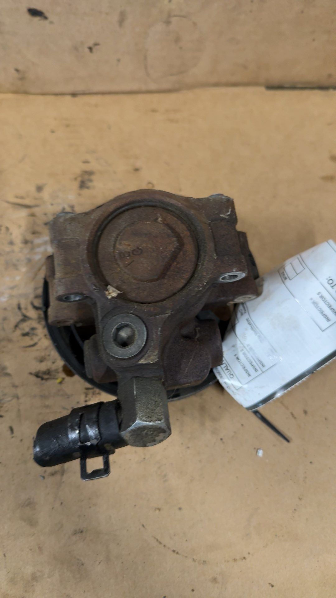 Power Steering Pump from a 2008 Mercury Grand Marquis, photo 2
