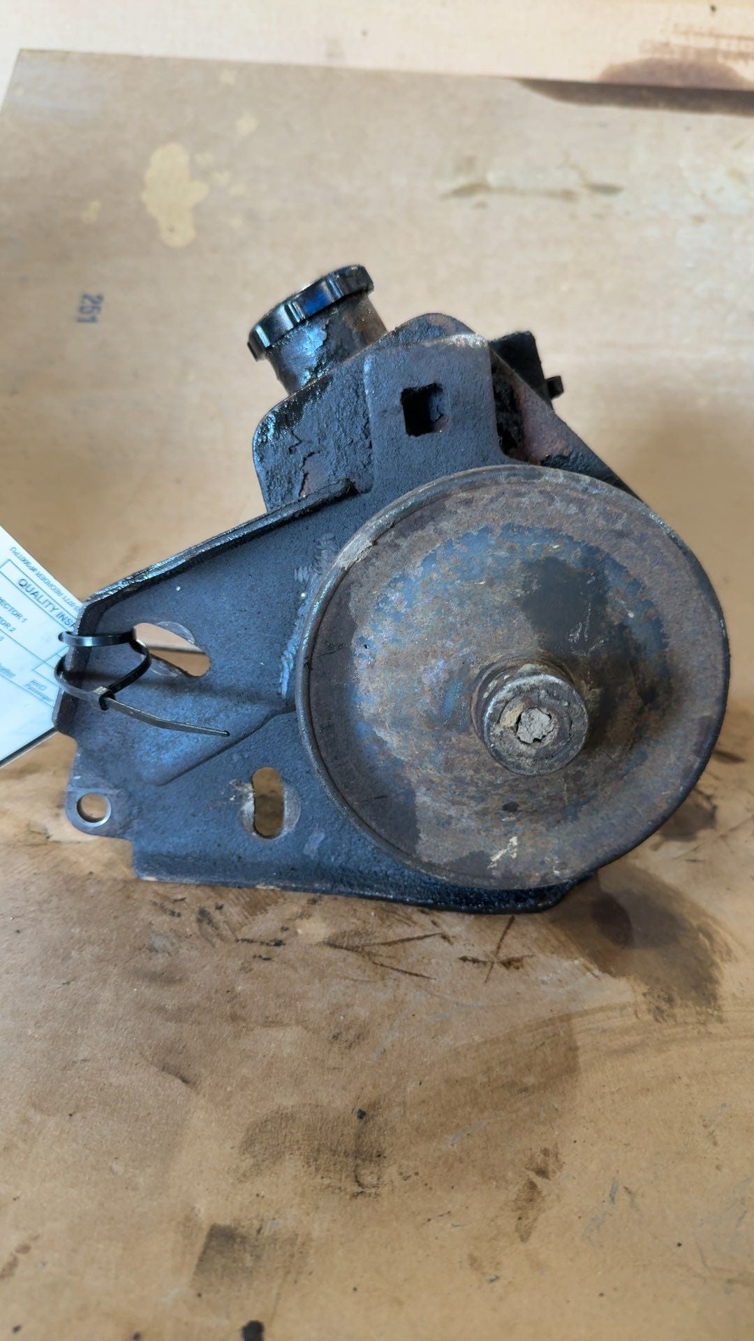 Power Steering Pump from a 1981 Oldsmobile Cutlass, photo 1
