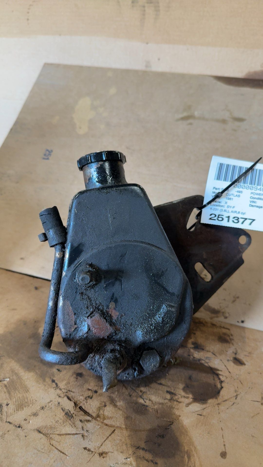 Power Steering Pump from a 1981 Oldsmobile Cutlass, photo 3