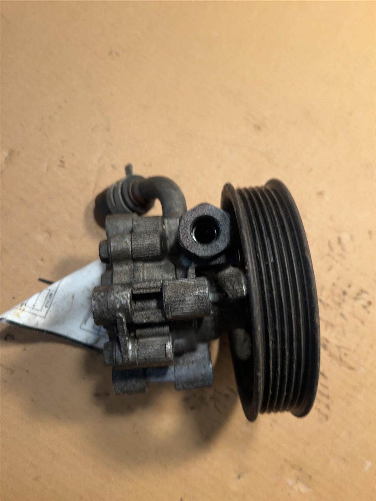 Power Steering Pump from a 2007 Chrysler, photo 2