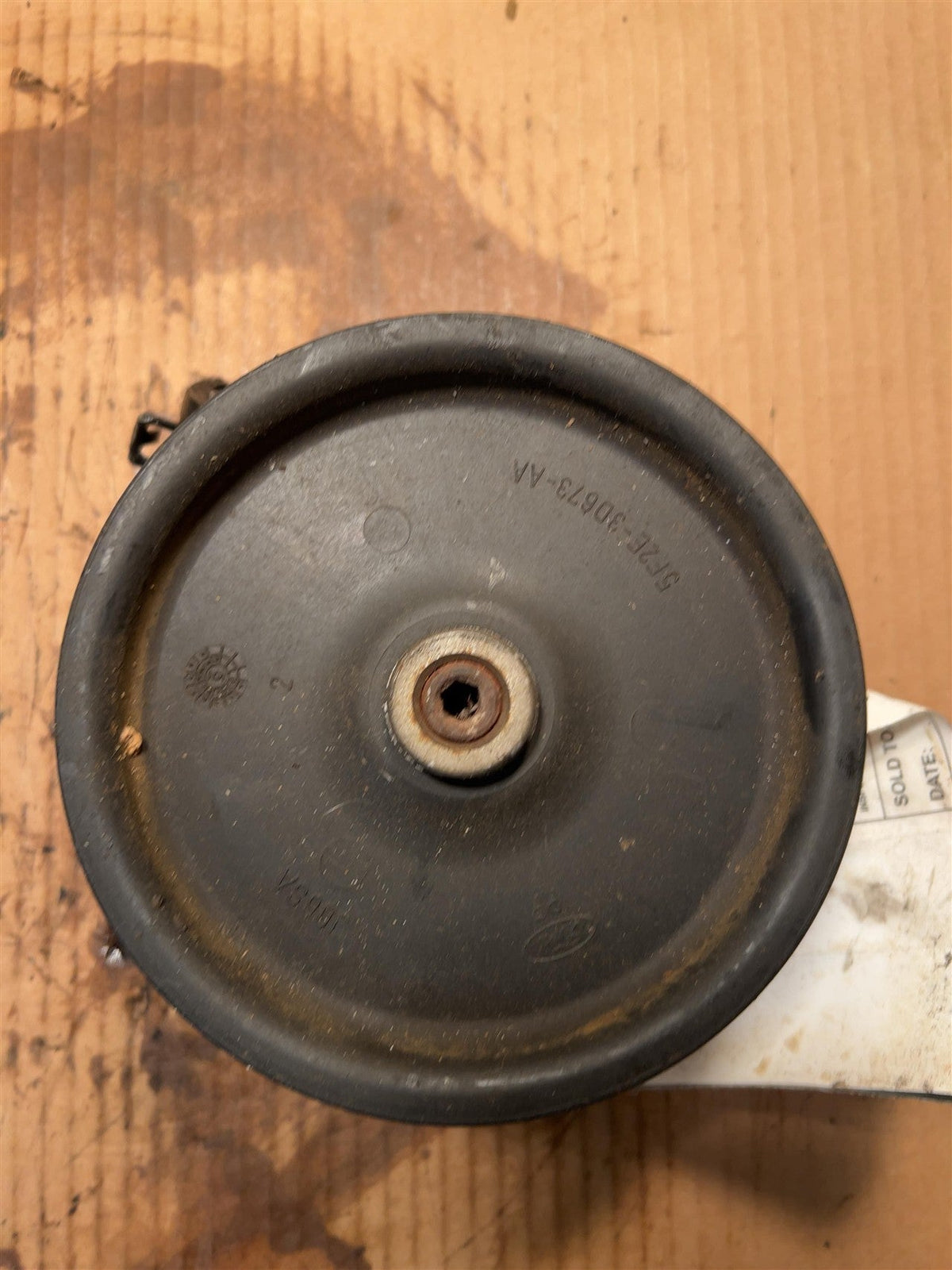 Power Steering Pump from a 2006 Ford Freestar, photo 1