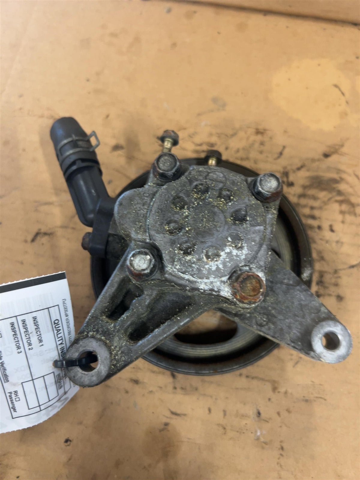 Power Steering Pump from a 2004 Acura MDX, photo 2