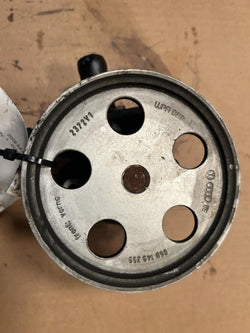Power Steering Pump from a 2008 Audi A4, photo 1