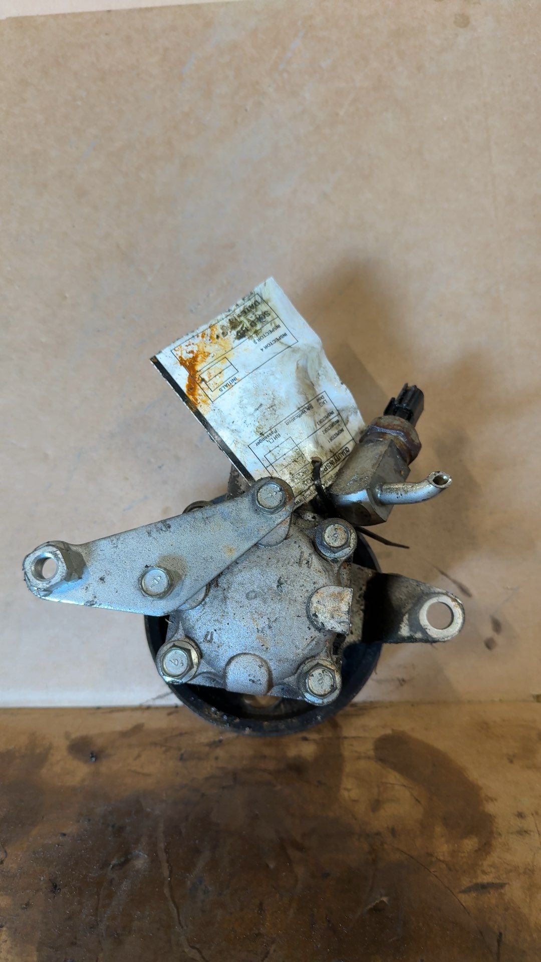 Power Steering Pump from a 2012 Nissan Altima, photo 3