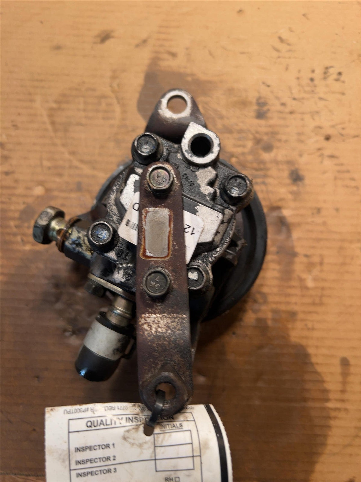 Power Steering Pump from a 2006 Nissan Altima, photo 3