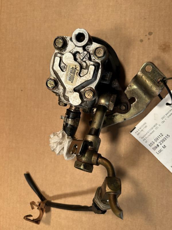 Power Steering Pump from a 2007 Nissan, photo 1