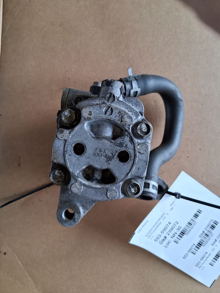 Power Steering Pump from a 2005 Honda Civic, photo 2