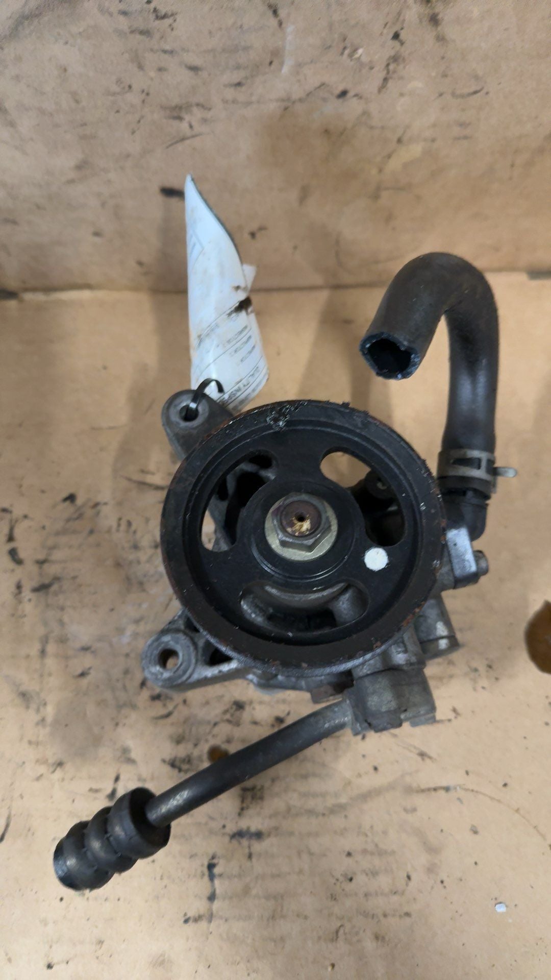 Power Steering Pump from a 2005 Honda Civic, photo 1
