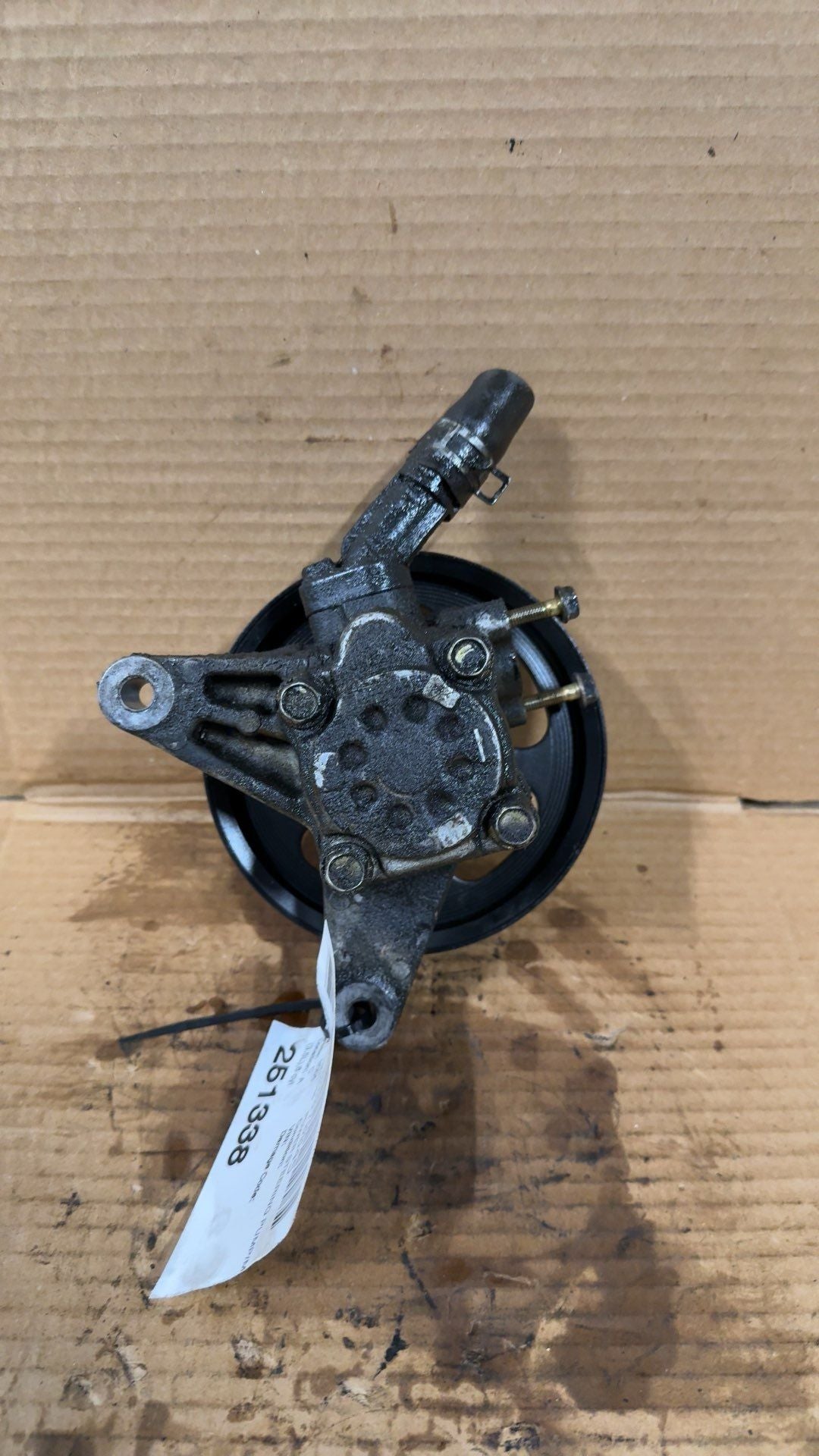 Power Steering Pump from a 2005 Honda Pilot, photo 3