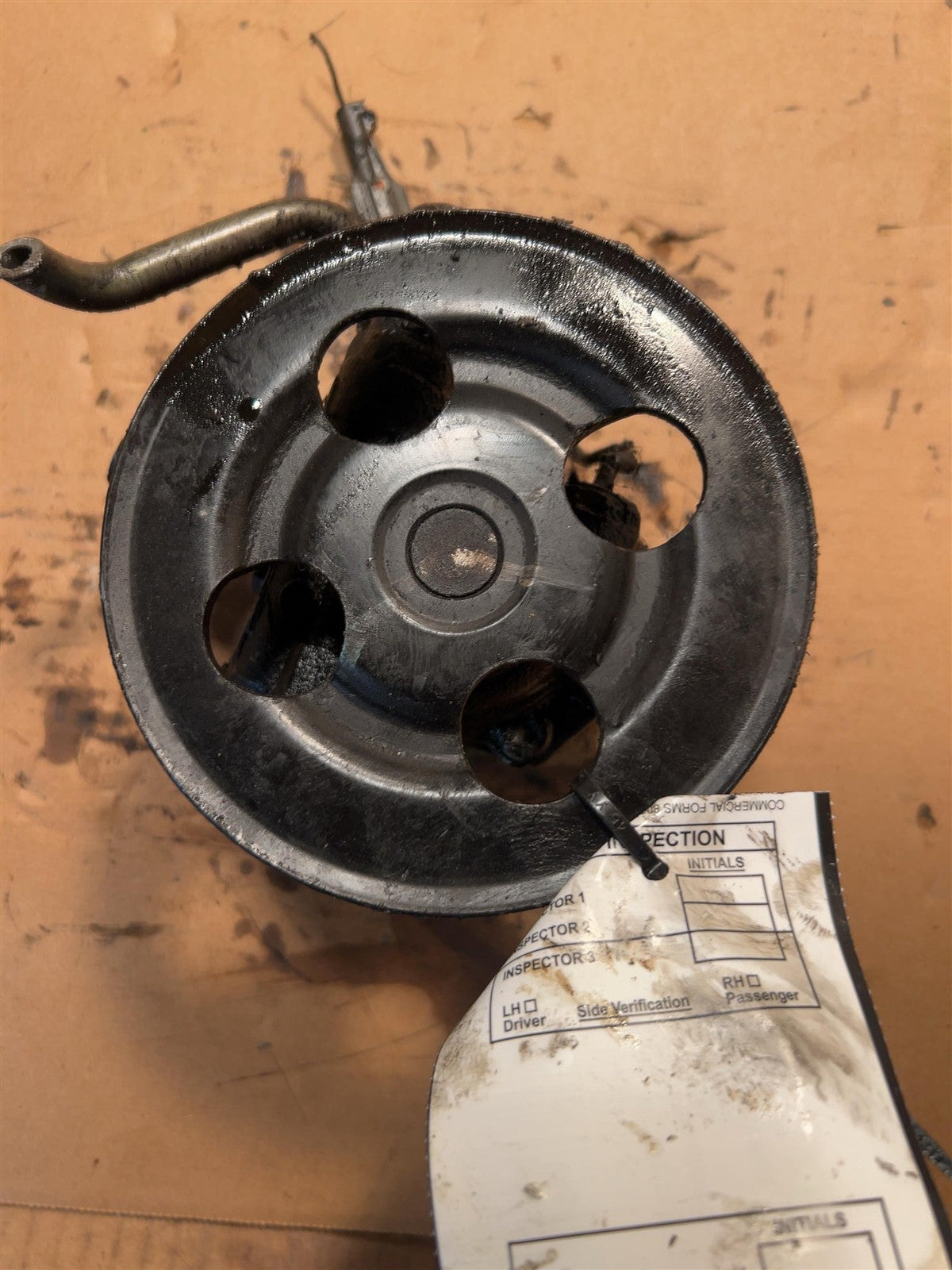Power Steering Pump from a 2001 Isuzu Rodeo, photo 1