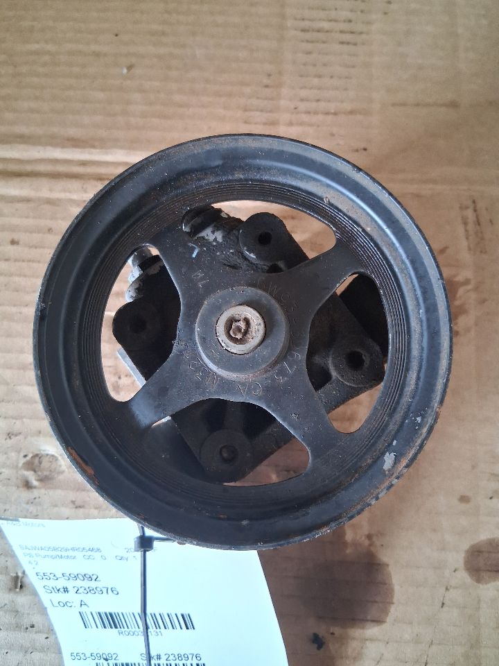 Power Steering Pump from a 2009 Jaguar XF, photo 1