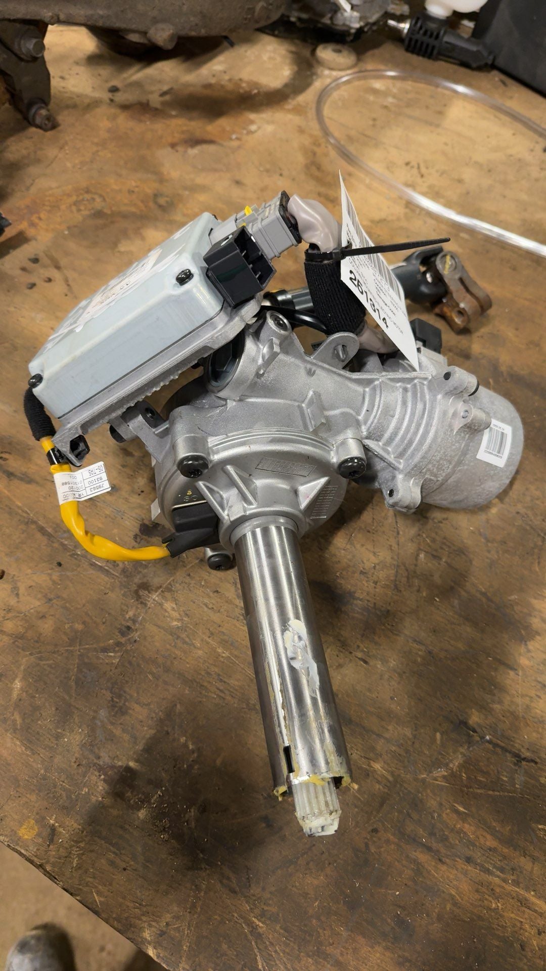 Power Steering Pump from a 2020 Kia Forte, photo 3