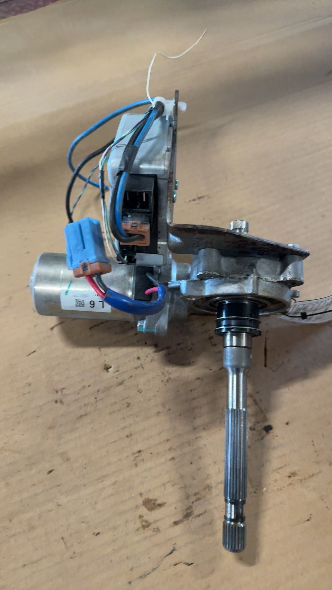 Steering Column from a 2020 Mitsubishi Mirage, photo 2