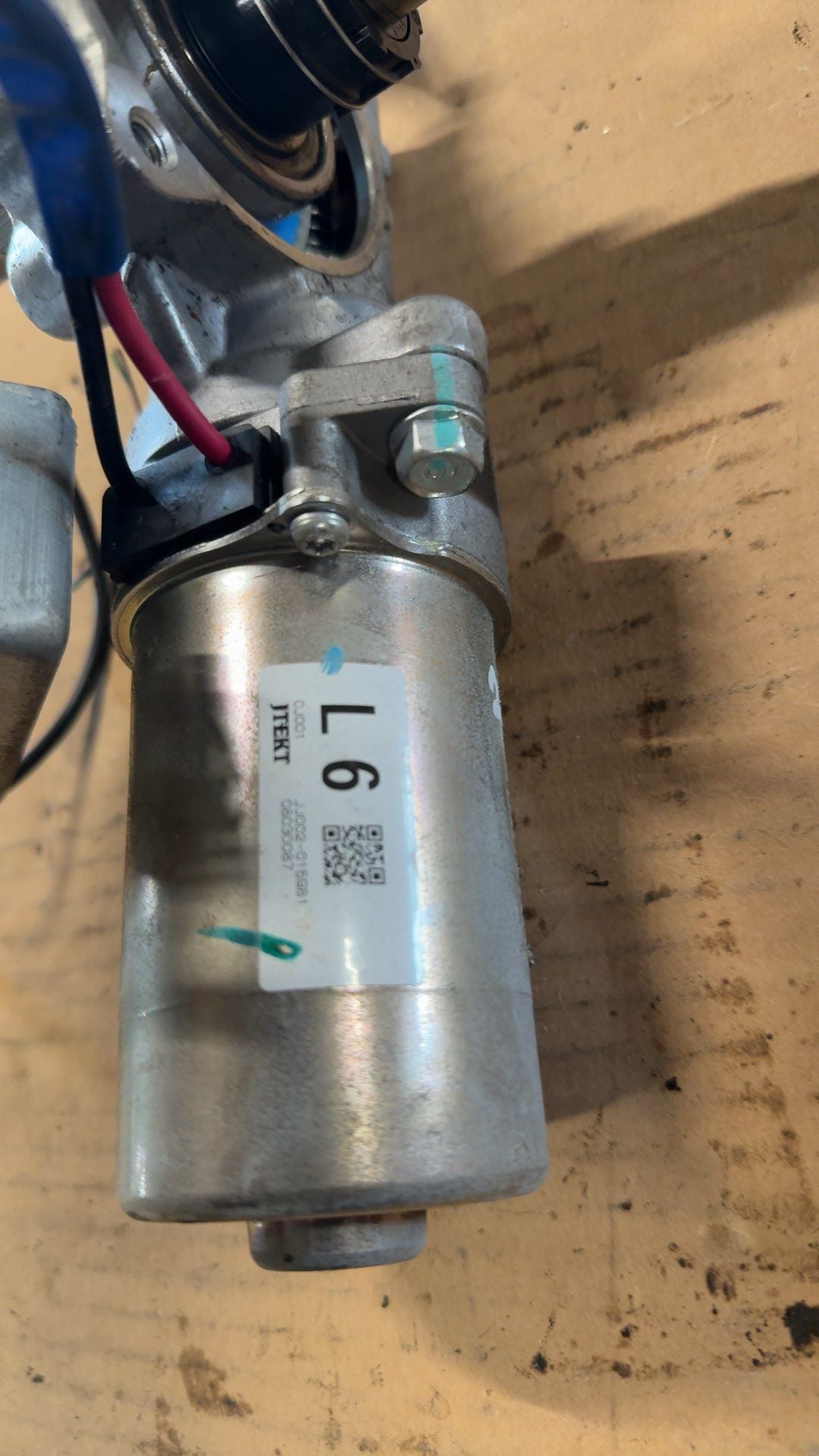 Steering Column from a 2020 Mitsubishi Mirage, photo 4