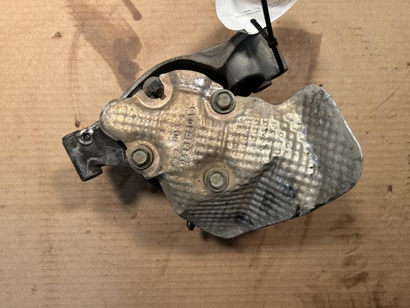 Power Steering Pump from a 1999 Saturn S Series, photo 2