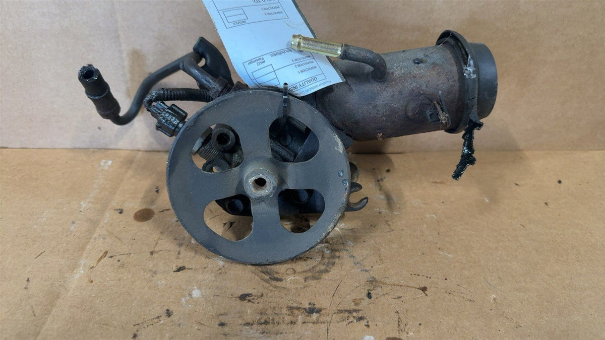 Power Steering Pump from a 2005 Scion, photo 1