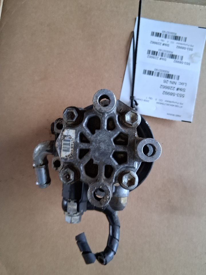 Power Steering Pump from a 2008 Toyota Camry, photo 3