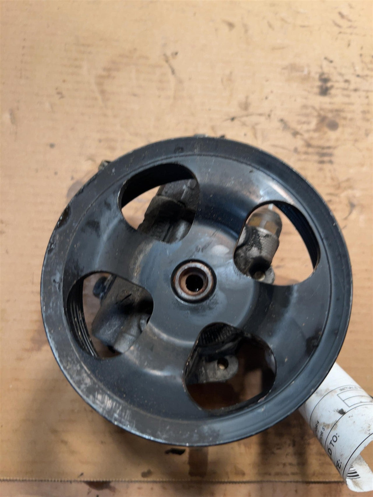 Power Steering Pump from a 2005 Toyota Camry, photo 1