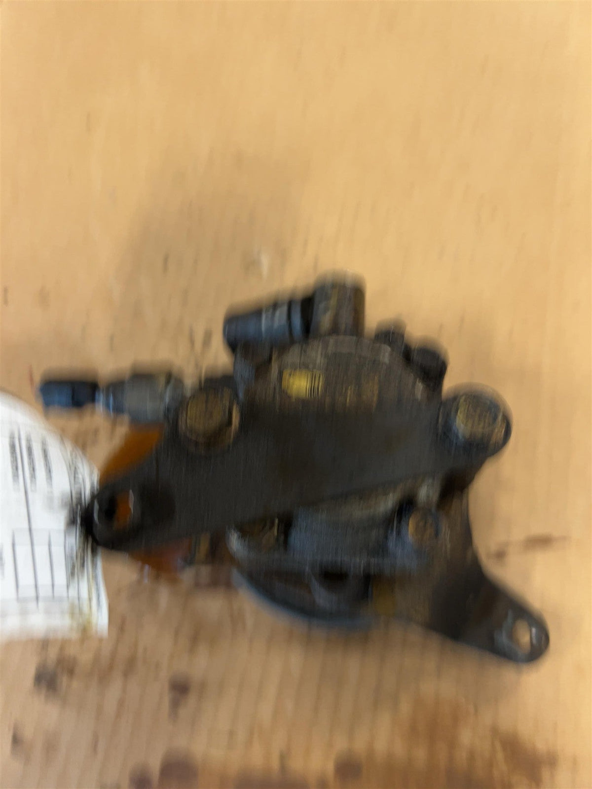 Power Steering Pump from a 2006 Toyota, photo 2