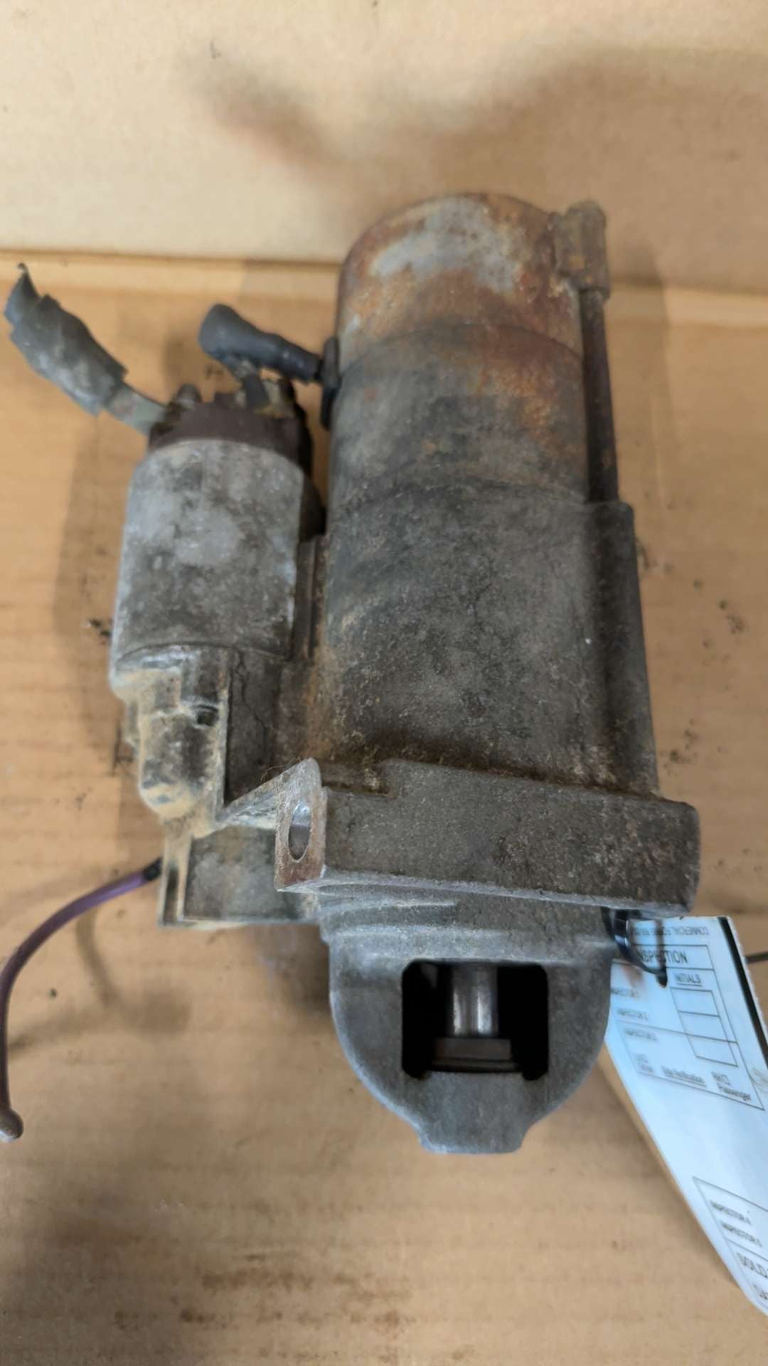 Starter Motor from a 1996 Chevrolet Camaro, photo 1