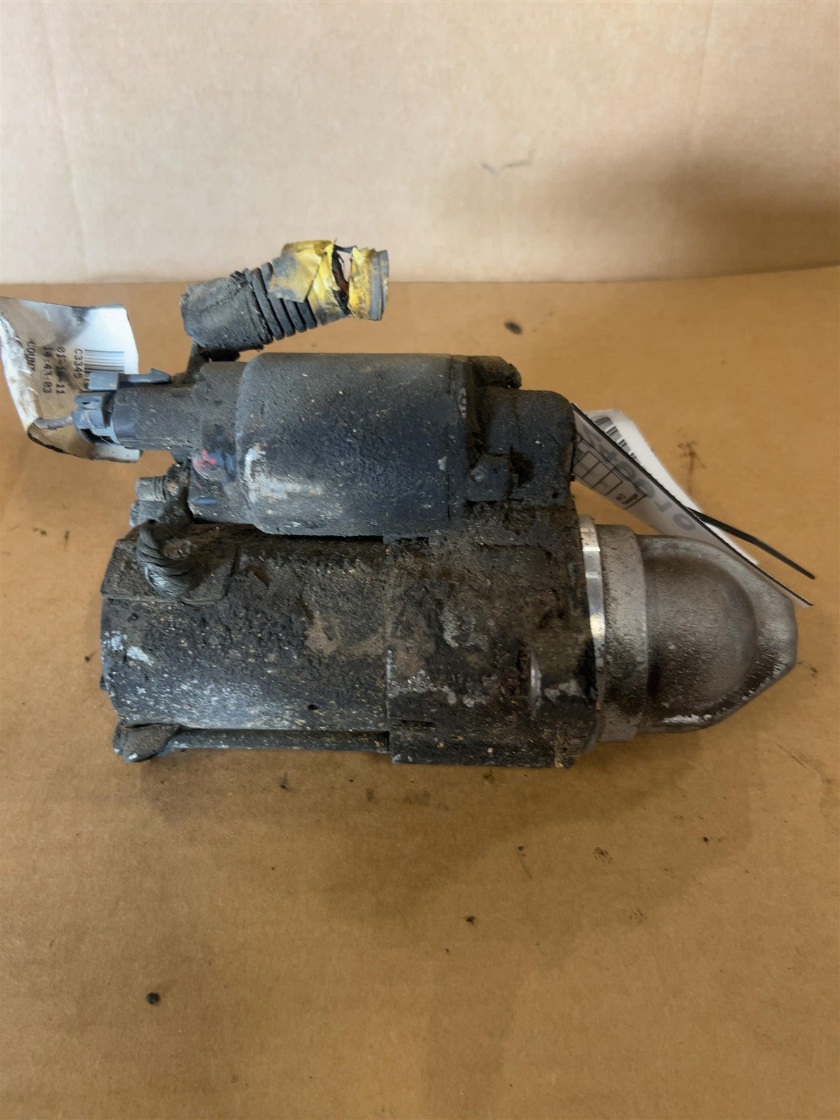Starter Motor from a 2011 Chevrolet HHR, photo 1
