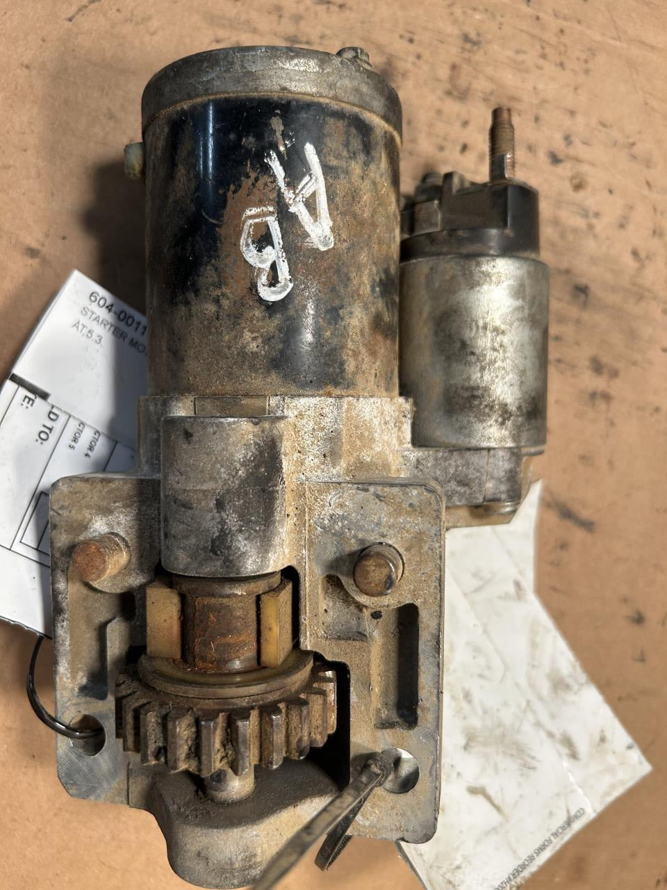 Starter Motor from a 2009 Chevrolet Impala, photo 1