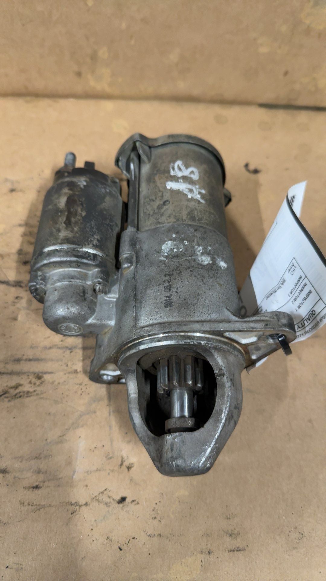 Starter Motor from a 2015 Chevrolet Sonic, photo 1