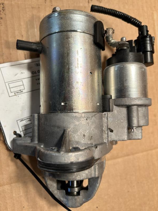 Starter Motor from a 2022 Chevrolet Spark, photo 1