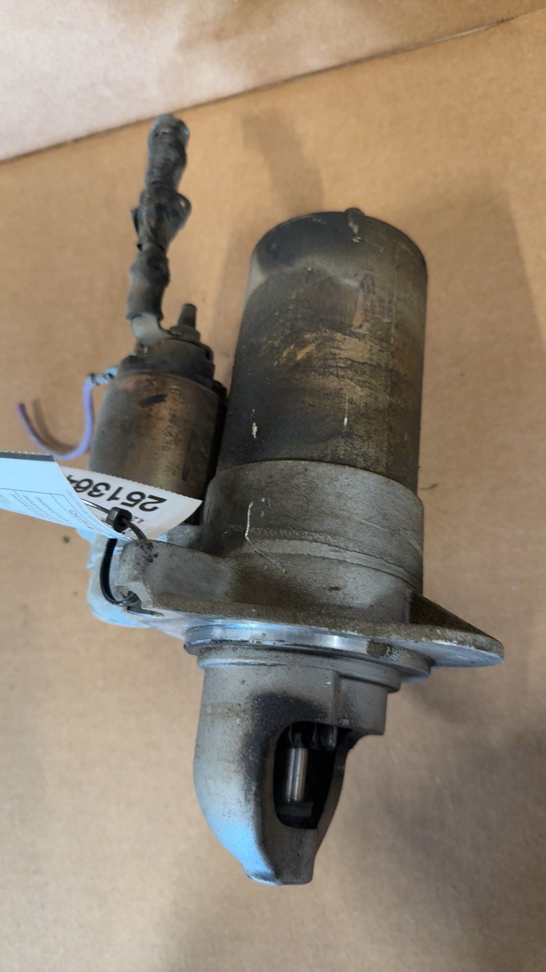 Starter Motor from a 2003 Chevrolet Trailblazer EXT, photo 1