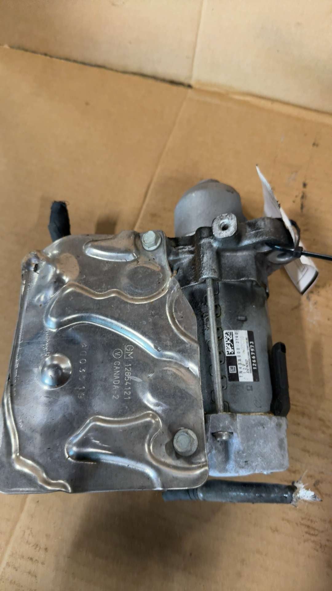 Starter Motor from a 2019 Chevrolet Traverse, photo 3