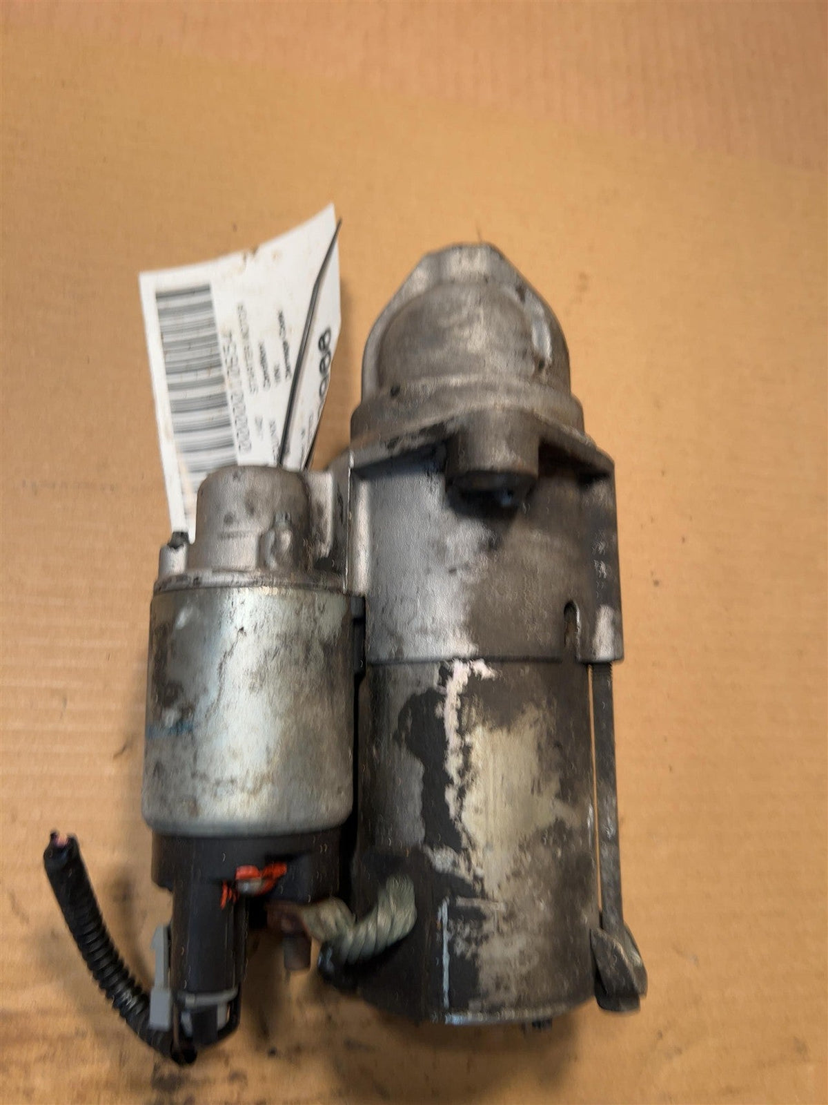 Starter Motor from a 2012 Chevrolet Equinox, photo 2