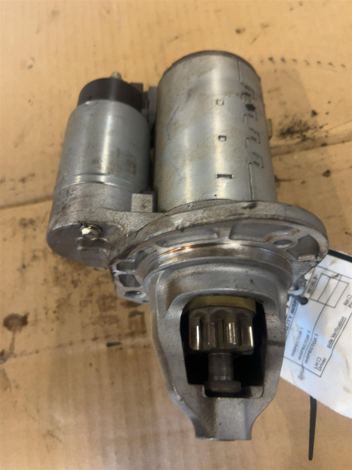 Starter Motor from a 2019 Dodge Charger, photo 2