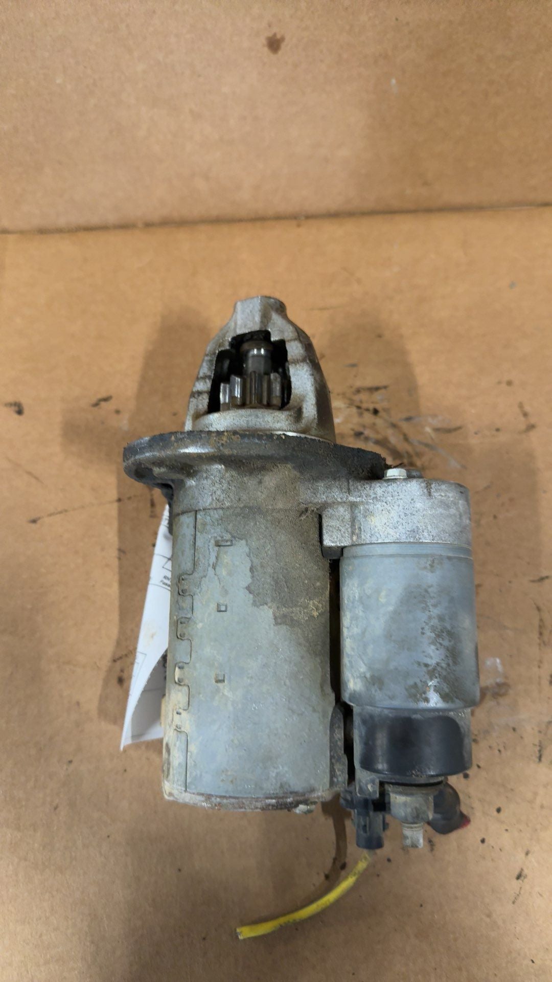 Starter Motor from a 2020 Ram 1500, photo 2
