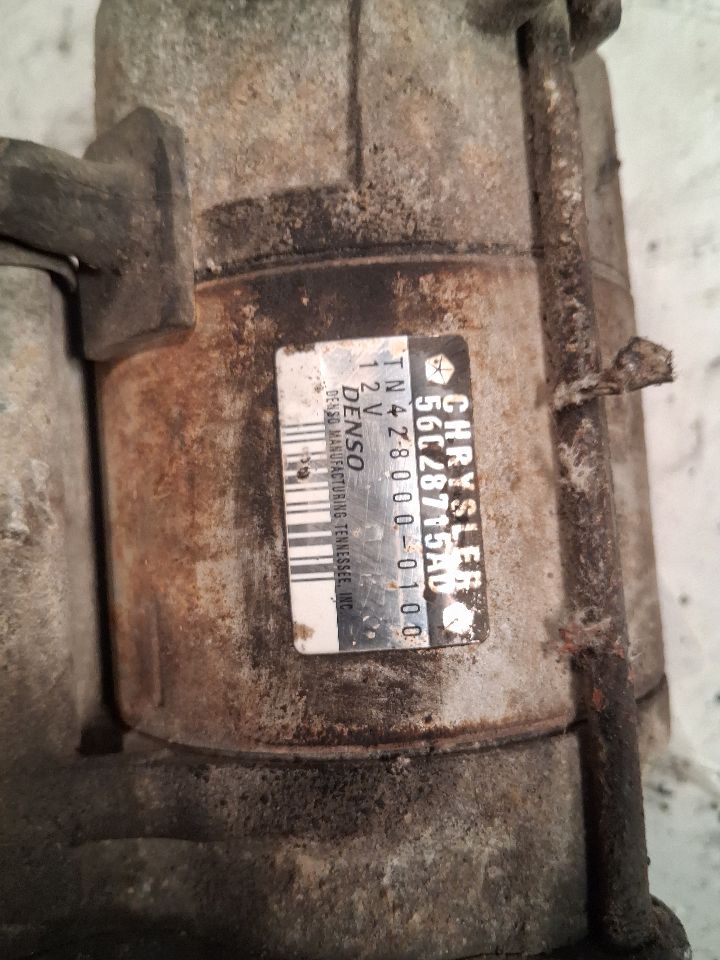 Starter Motor from a 2003 Dodge Ram 1500, photo 3