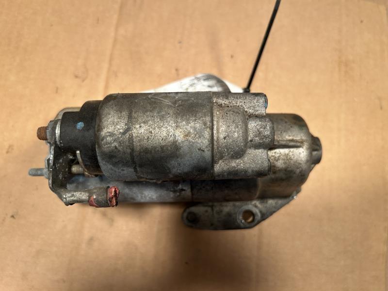 Starter Motor from a 2003 Ford Escape, photo 1