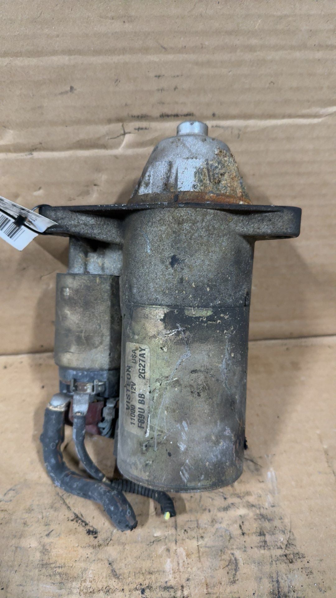 Starter Motor from a 2002 Ford Explorer, photo 1