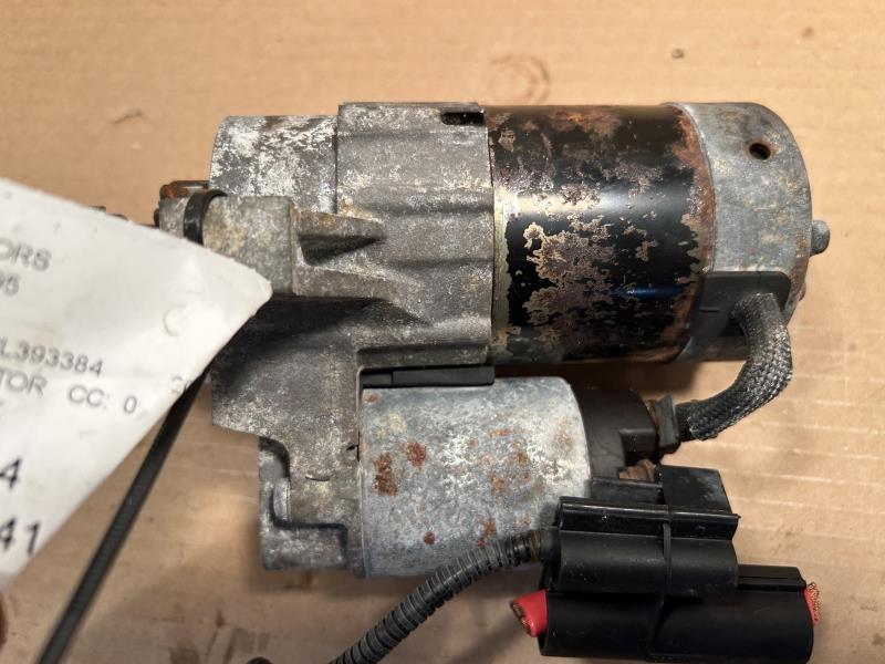 Starter Motor from a 2012 Ford Focus, photo 2