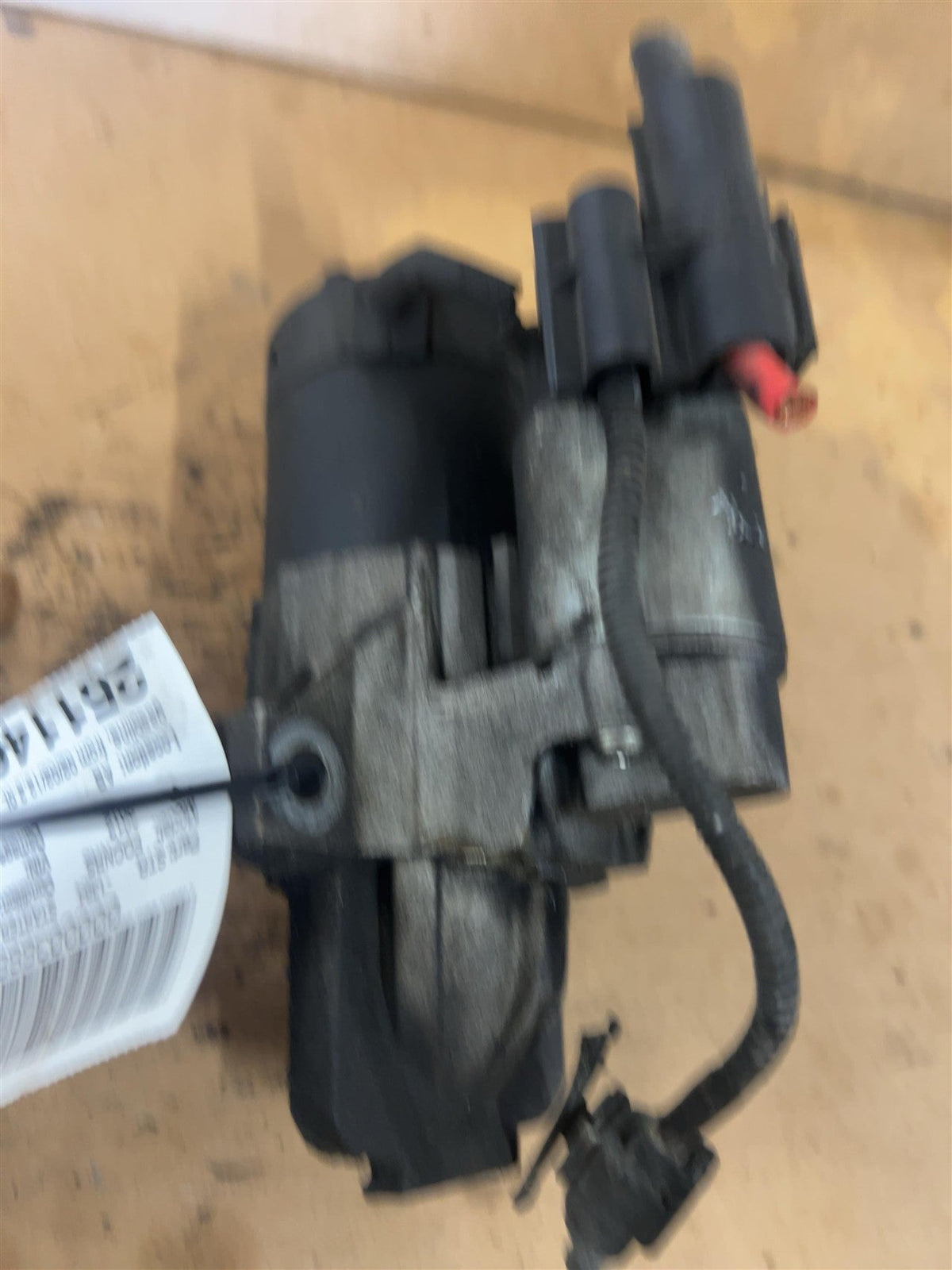 Starter Motor from a 2012 Ford Focus, photo 1