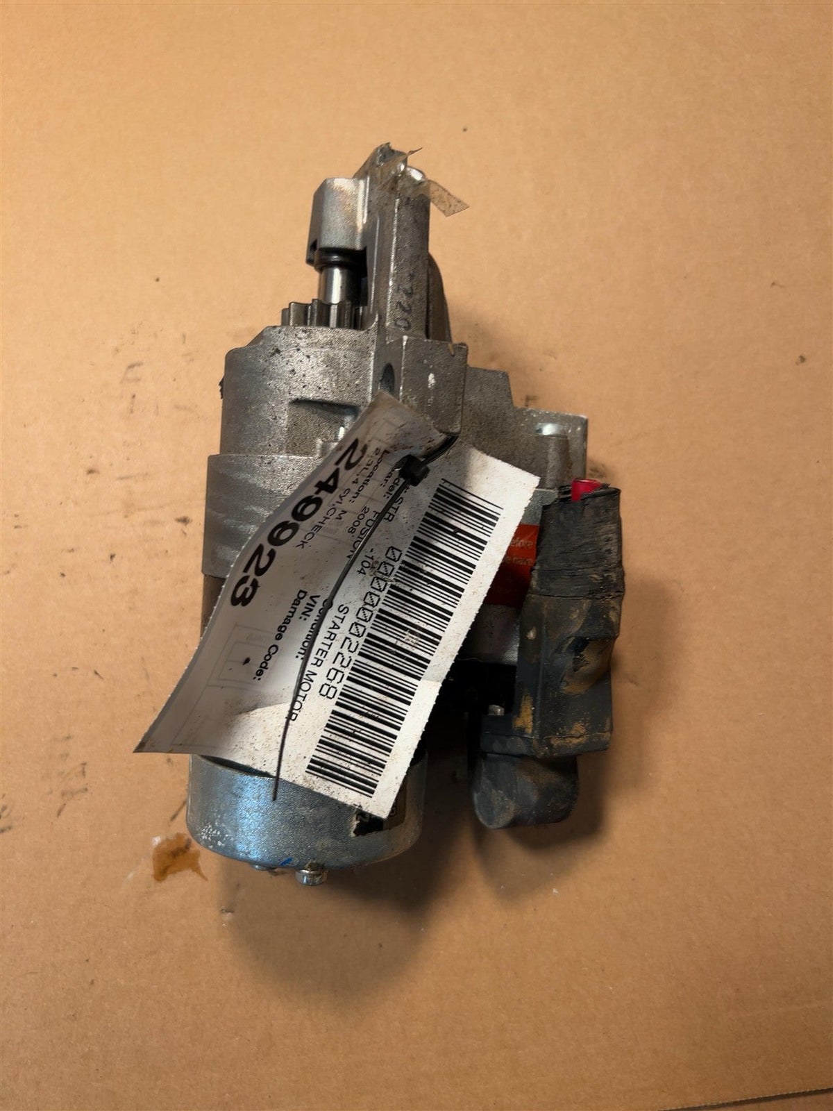 Starter Motor from a 2008 Ford Fusion, photo 1