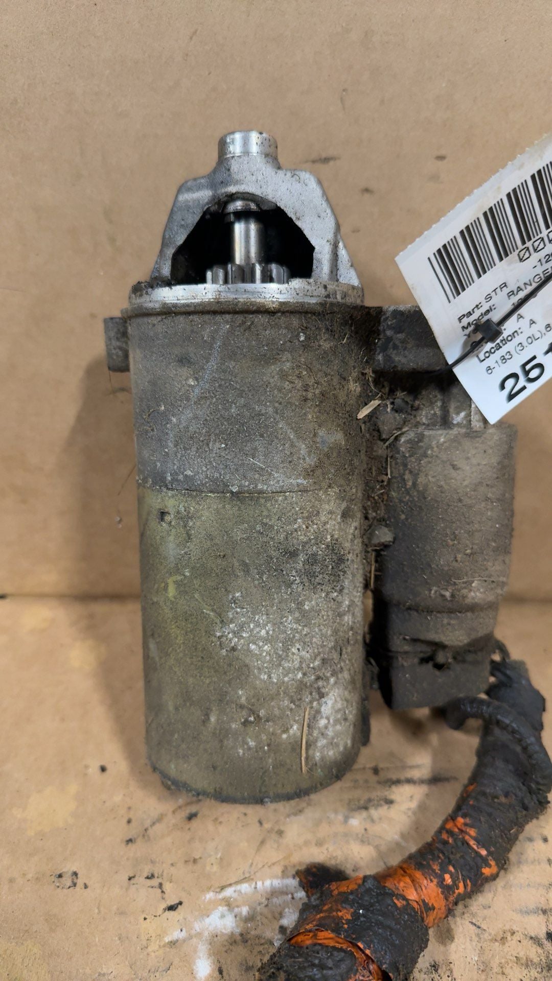 Starter Motor from a 1999 Ford Ranger, photo 1