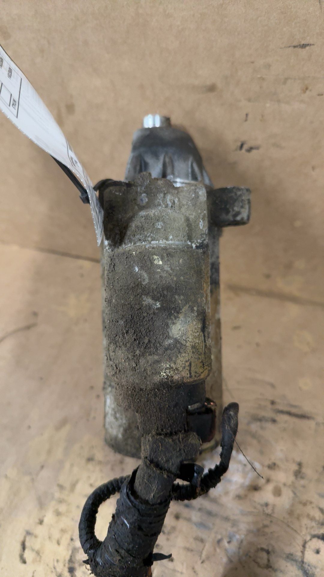 Starter Motor from a 1999 Ford Ranger, photo 2