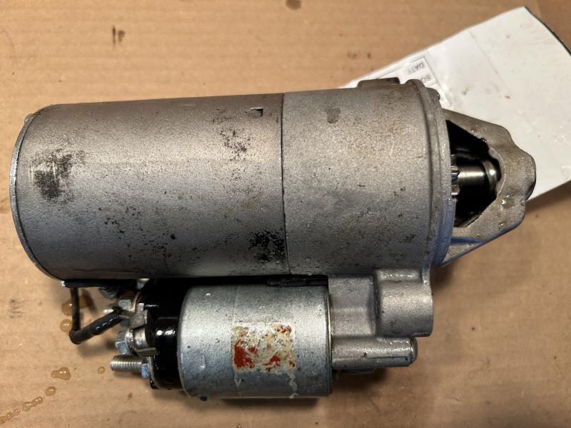Starter Motor from a 2007 Ford, photo 1