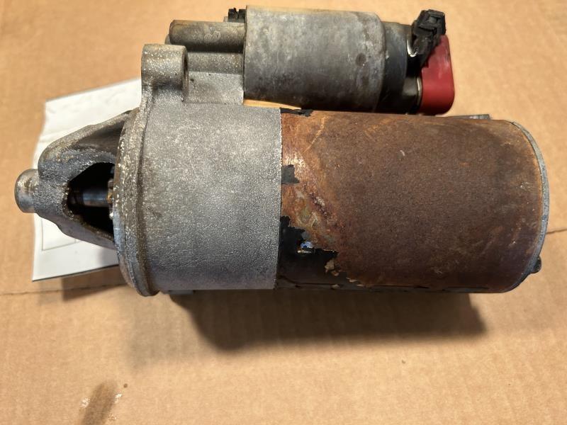 Starter Motor from a 1997 Ford F-150, photo 2
